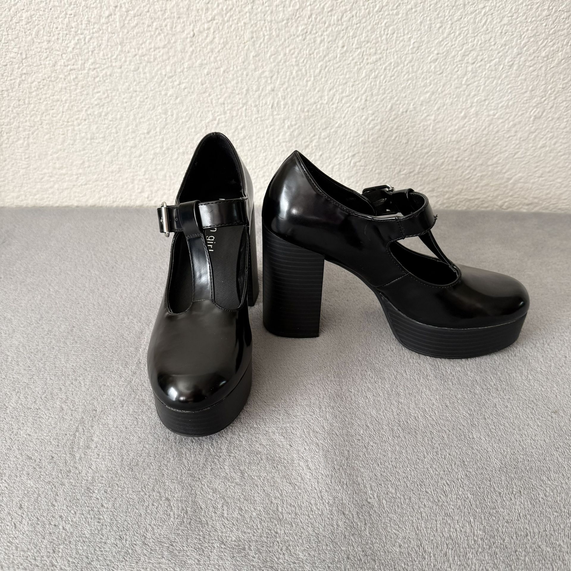 Madden Girl G-Sally Chunky Platform Mary Jane shoes Size 5.5M