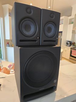 Presonus Eris speakers