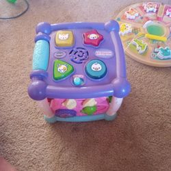 Like New VTech Busy Learners Activity Cube