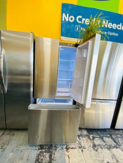 30” Samsung refrigerator no credit needed