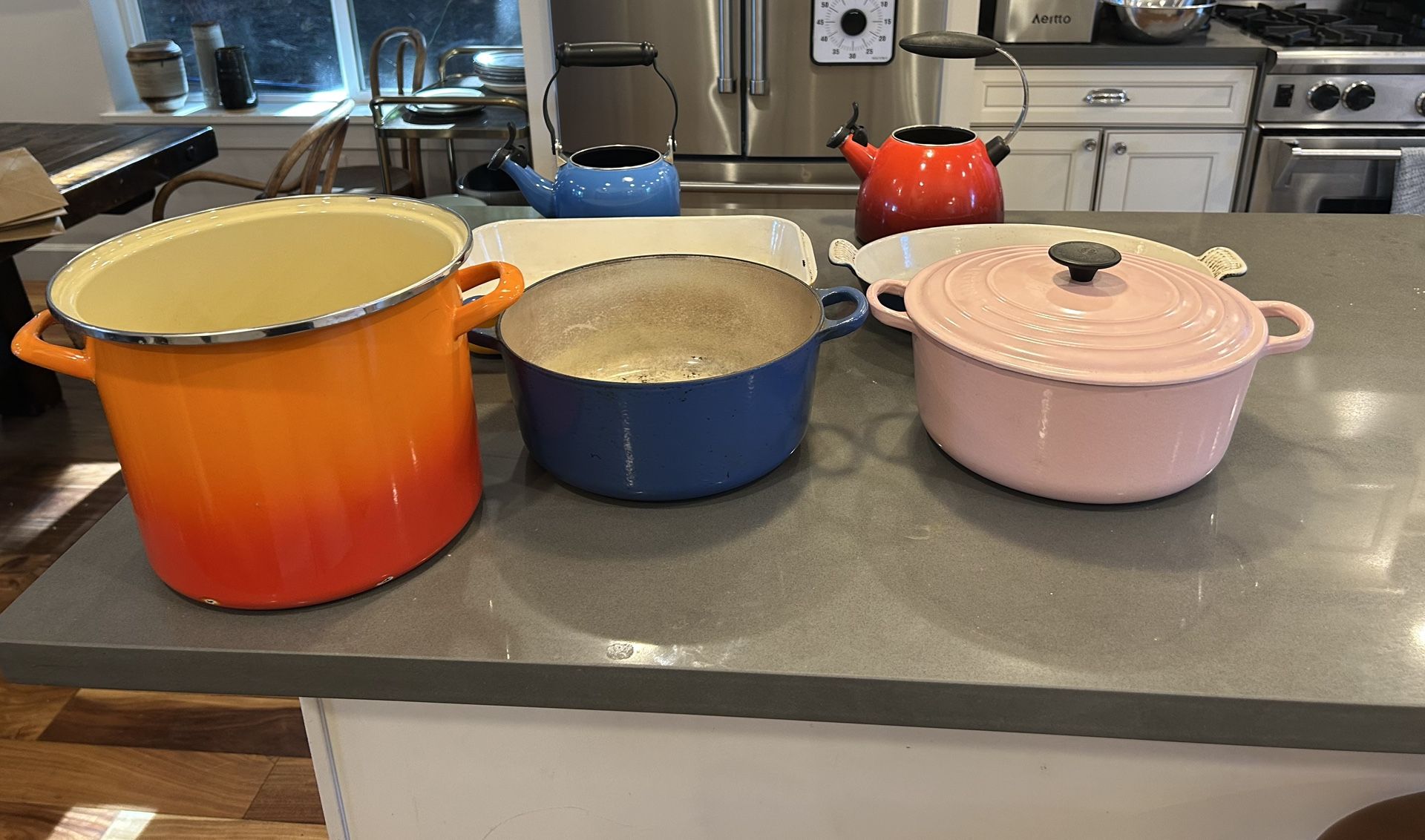 LARGE Le Cruset Lot
