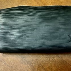 Authentic Louis Vuitton Black Epi Leather Long Zippy Wallet