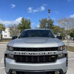 2022 Chevy Silverado- Clean Title - $1499 Down 