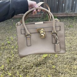 Micheal Kors Bag