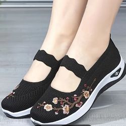 Woman’s Comfort Shoes Size 7.5