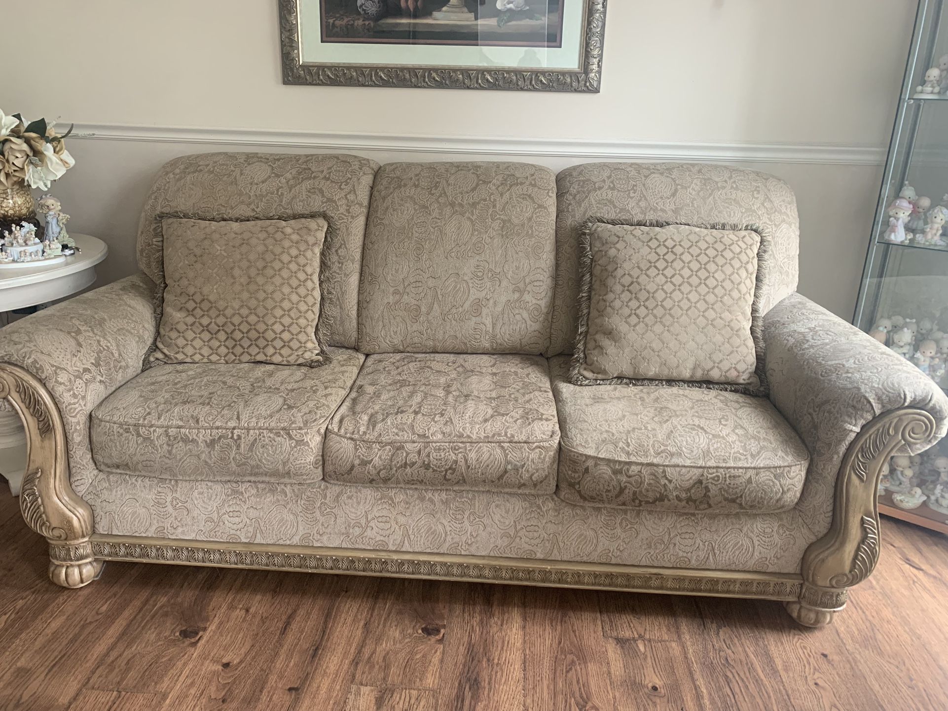 Sofa & Loveseat