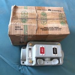 General Electric start stop control station cast iron heavy duty