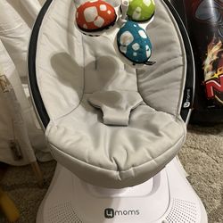 Mamaroo Baby Swing