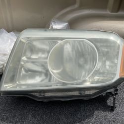 Free ~ pair of gently used headlights  L/R 2010 Honda Pilot