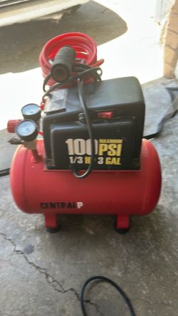 Air compressor red look and work like new