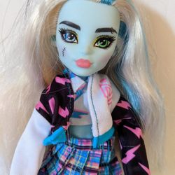Monster High Frankie Stein Doll, 2022