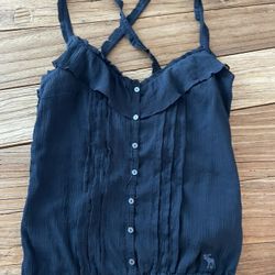 New Abercrombie & Fitch short top XS