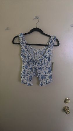 No boundaries top