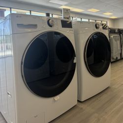 LG Front More Washer And Front Load Gas Dryer Laundry Pair In White 