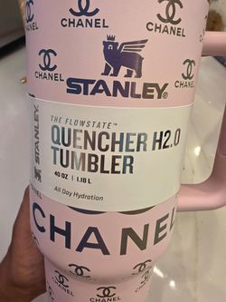 Stanley Quencher H2.0 40oz Pink CC Tumbler