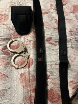 Handcuffs Handcuff Case And Belt