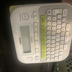 Label maker