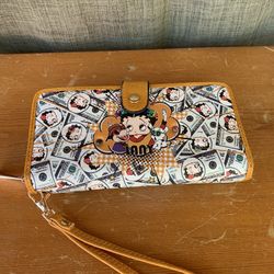 Like new women’s full-size wallet