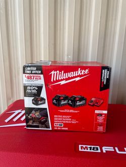 Milwaukee M18 18-Volt Lithium-Ion High Output Starter Kit with Two 6.0 Ah Battery and Charger