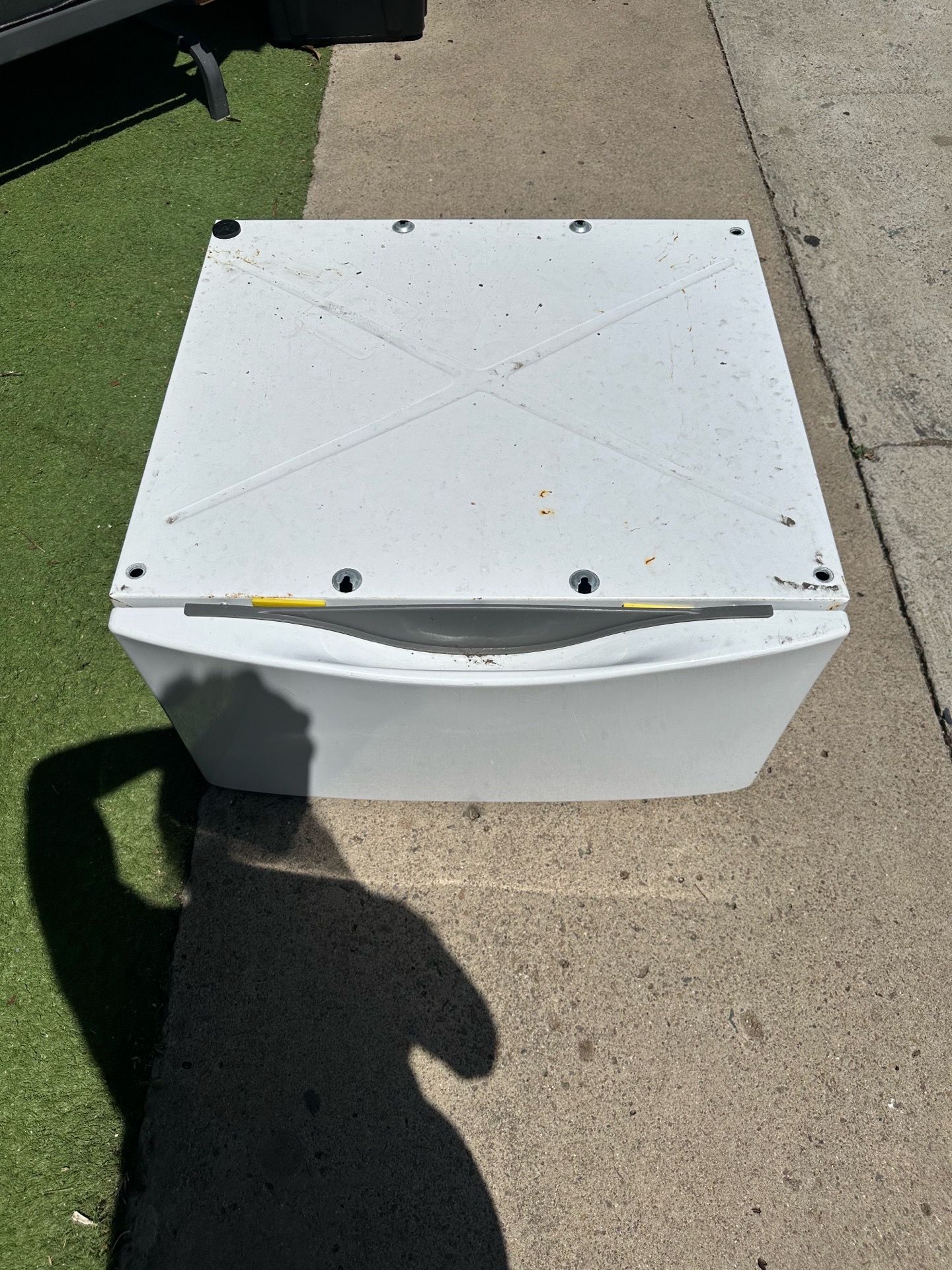 Laundry Pedestal Drawer for Washer or Dryer – White Storage Baseh