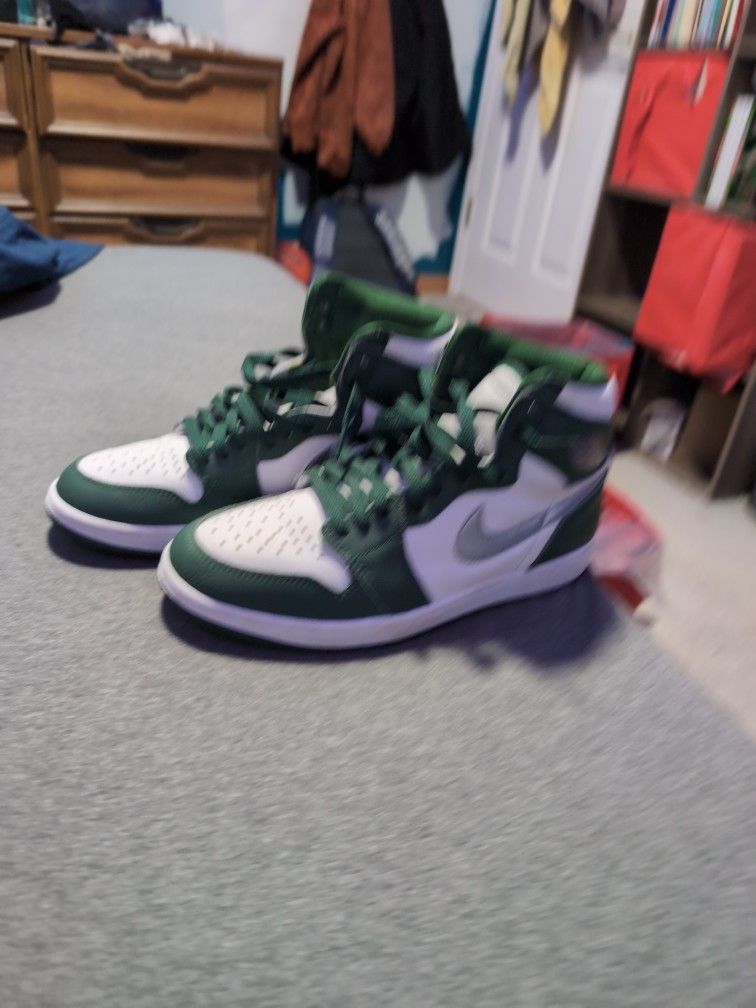NIKE Jordan 1 Retro High OG Gorge Green