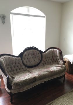 Gorgeous French Victorian custom made 3 piece couch set