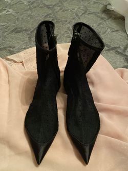 Brand new size 6.5 black short boots