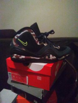 Penny rare rare. Size 10. New