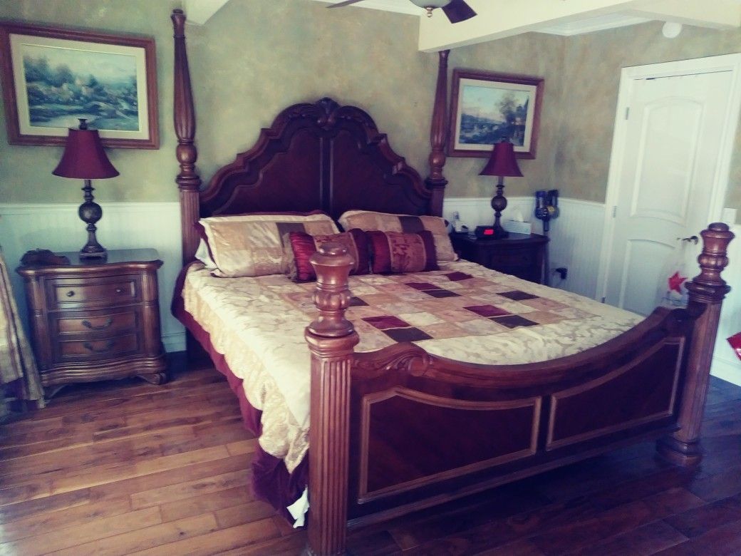 Gorgeous Chris Madden Romantic Sorrento bedroom set for Sale in Walnut ...