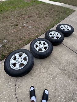 5 Jeep wheels + tires