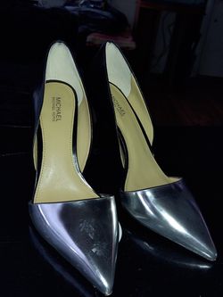 MICHAEL KORS 6 1/2