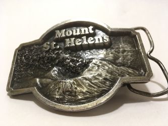 Vintage Mt. Saint Helens belt buckle