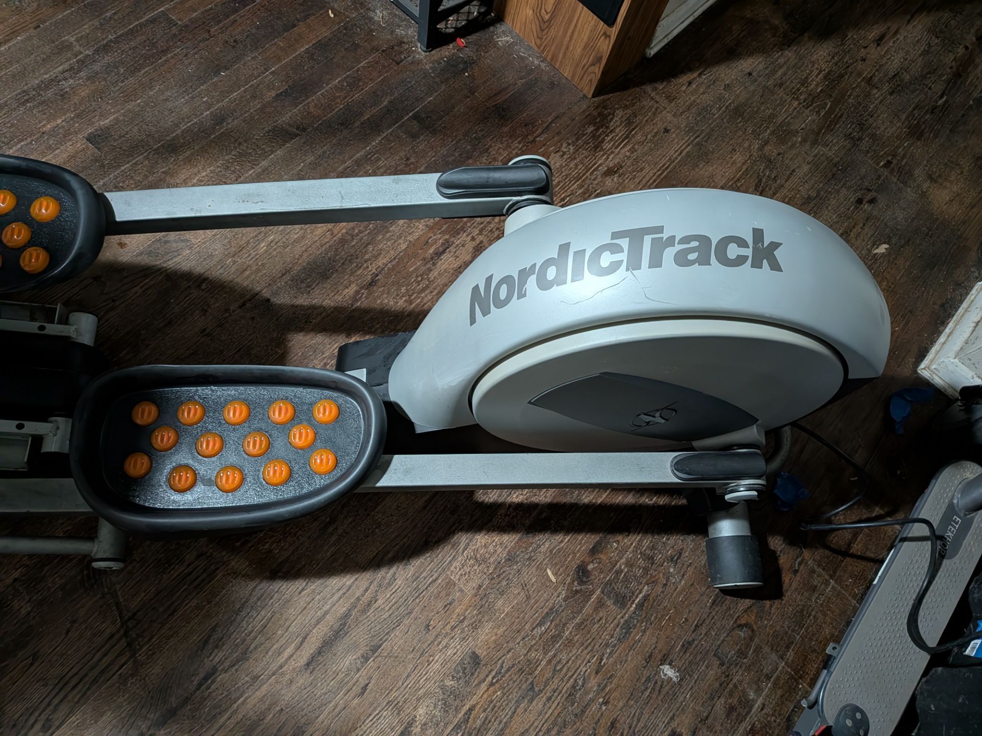 NordicTrack E7.1 Elliptical - Like New!