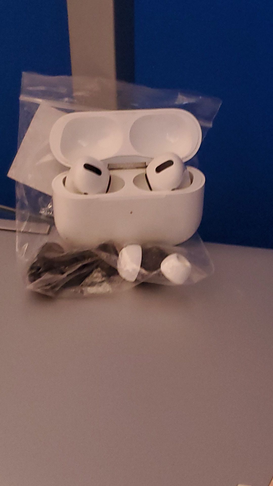 Airpods pro with Foam tips and AppleCare (2 years)