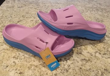 100% AUTHENTIC Men's HOKA Ora Recovery Cyclamen/Coastal Sky Comfort Footbed SLIDES 3 size 10 BRAND NEW TAGS $25 FIRM 