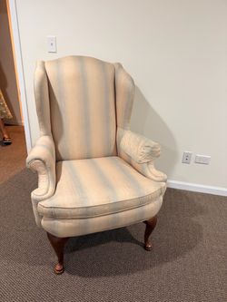 Pair of Traditional Wingback Accent Chairs (Queen Anne Legs)