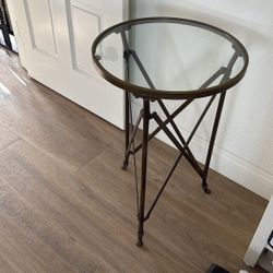 ANTIQUE SIDE TABLE