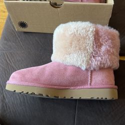 Brand New Pink UGG Boots SIZE 5 