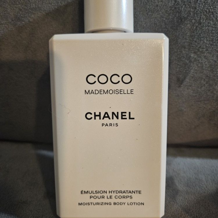 chanel body lotion for women