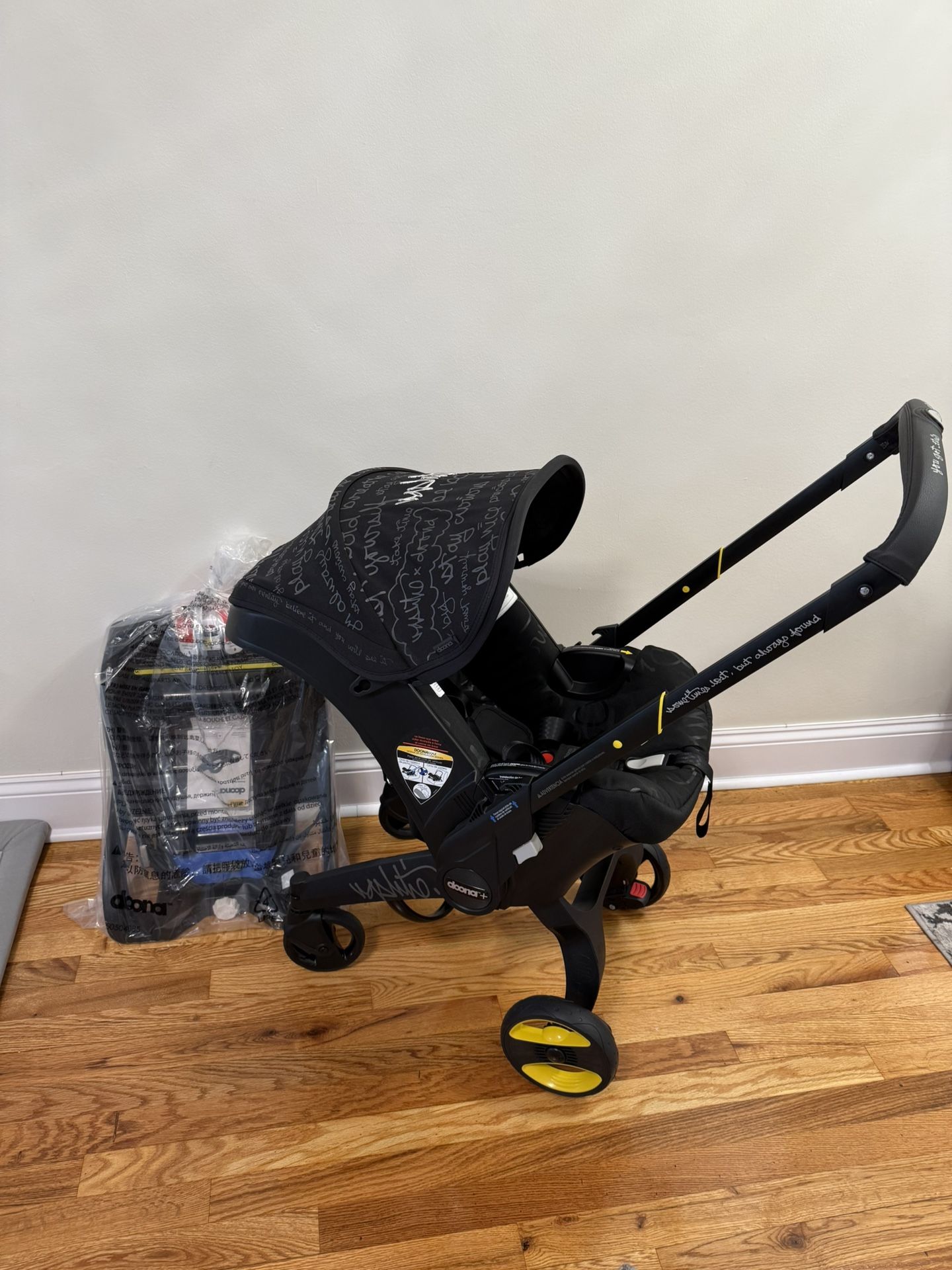 Doona Car Seat & Stroller – Vashtie Limited Edition – Open Box!