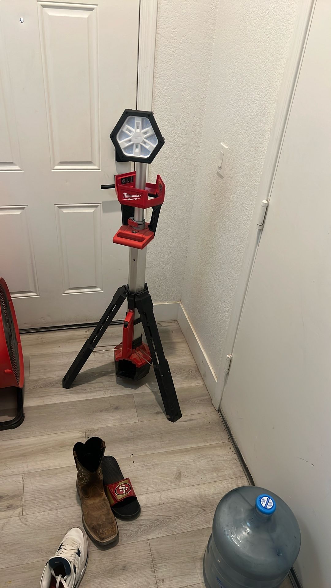 Milwaukee Led Rocket