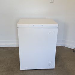 Insignia 5.0 Cu. Ft. Deep Freezer