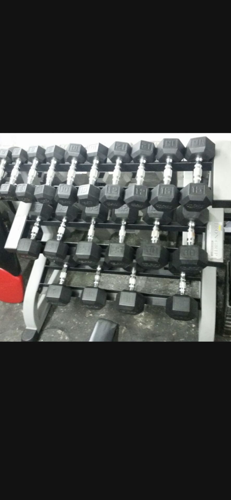 Iron Grip Series 4.0 Strength and Endurance System Excellent condition set of rubber dumbbells
