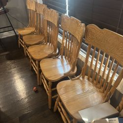 6 Oak Chairs