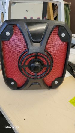 Rockville Roxbox 6.5" 100W Rechargeable 