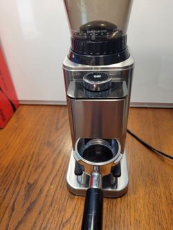 Automatic coffee grinder with 48 grinder settings