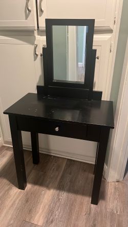 Vanity negro