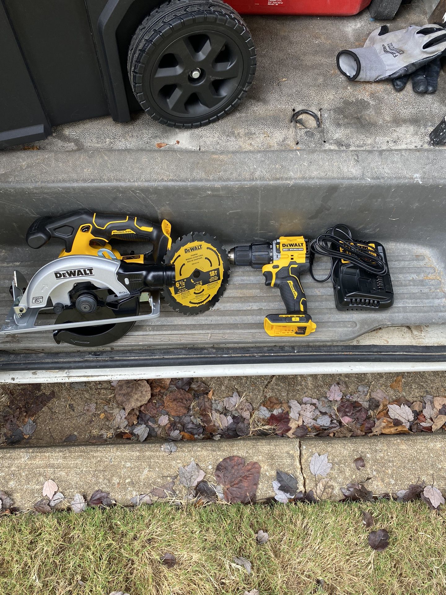 Dewalt