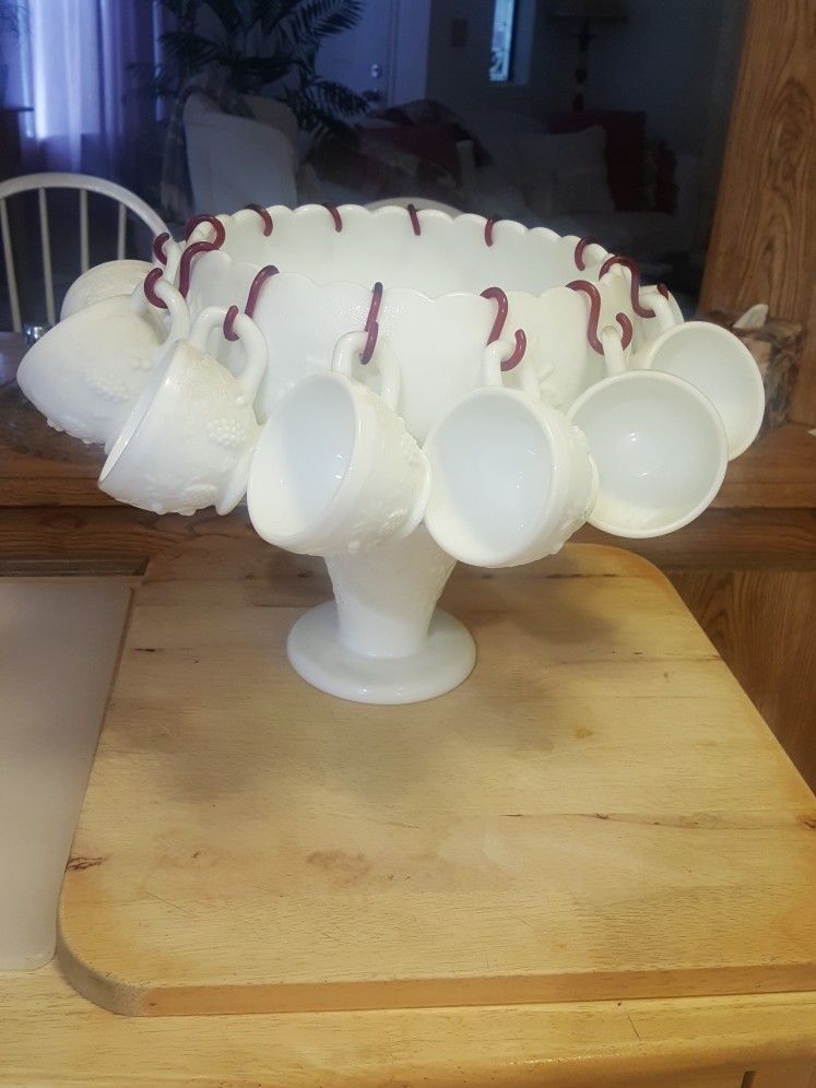 15 Piece White Milk Glass Punch Bowl Set