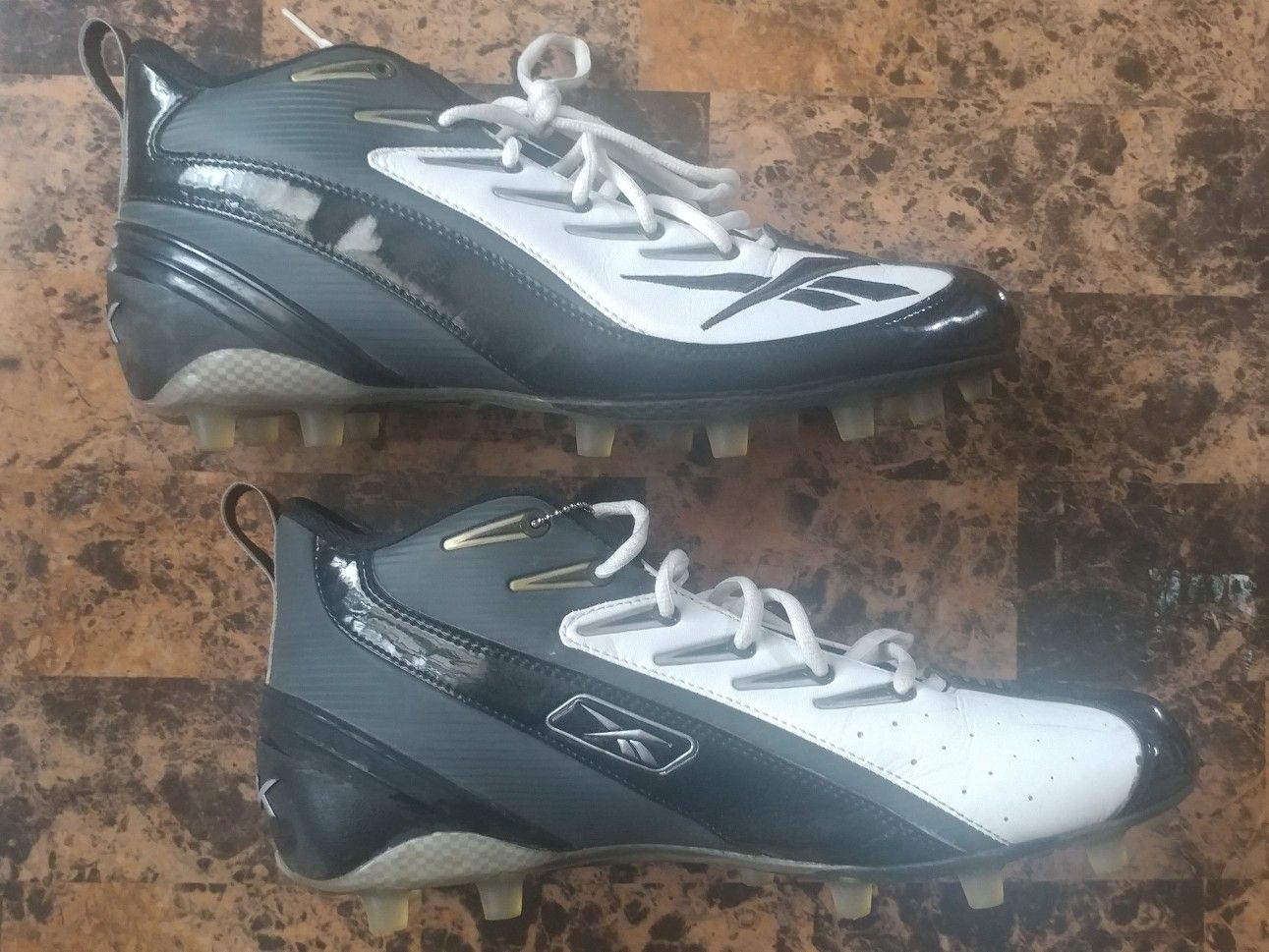 REEBOK MEN'S NFL 4 SPEED III MID FOOTBALL CLEATS SIZE:12